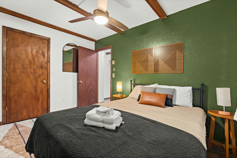 15-web-or-mls-30-creekside-dr-a