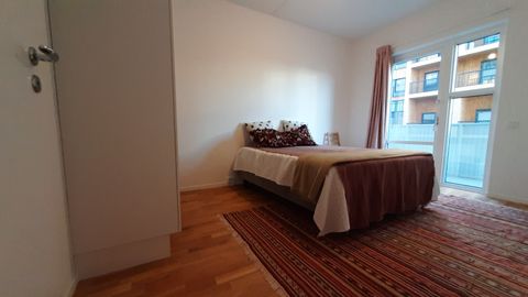 Master Bedroom (Twin Beds) with Balcony