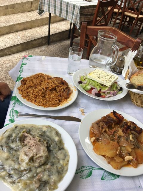 Neighborhood Eats