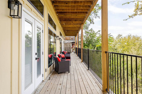 Take in serene views from comfortable outdoor seating overlooking the river, ideal for morning coffee, afternoon reading, or simply relaxing.