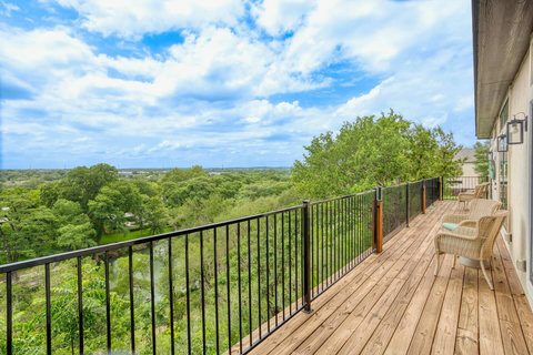Take in serene views from comfortable outdoor seating overlooking the river, ideal for morning coffee, afternoon reading, or simply relaxing.