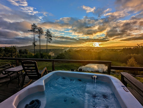 hot tub with epic views 