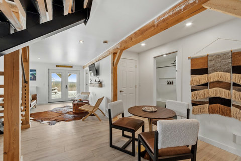 Lower level floor sitting area. 