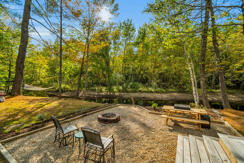 2 Firepits, Hammock and Provided Canoe. 