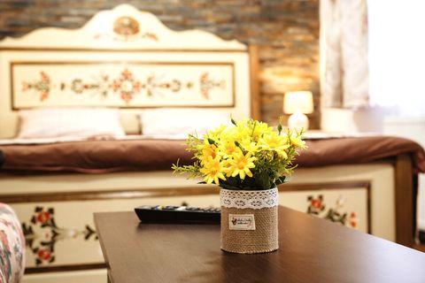 Flowers are the central theme of decoration