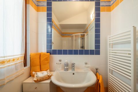 Junior Suite non-room bathroom