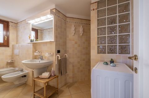 Detached apartment below veranda - Bathroom