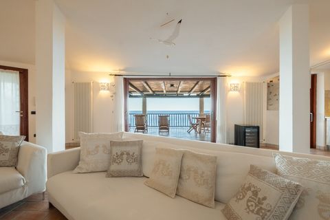 Living Room - Open space Veranda