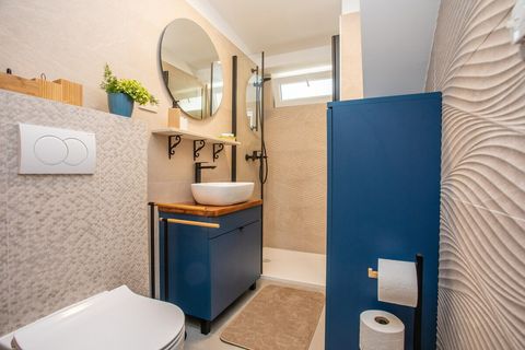 Bright, elegant bathroom designed for comfort, combining functionality with a peaceful atmosphere.