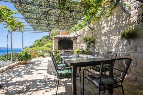 Dine al fresco with breathtaking sea views, where every meal feels touched by the beauty of the Adriatic.