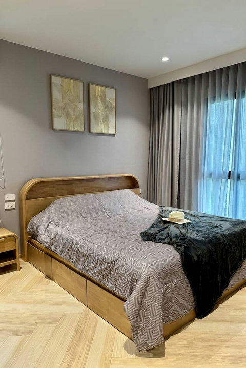 king size bed