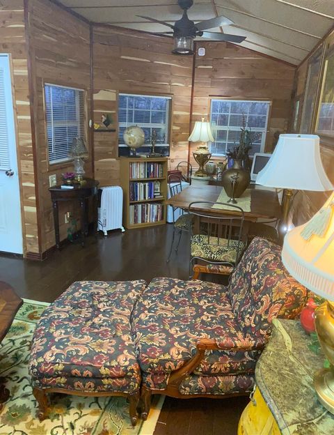 Cottage South Interior