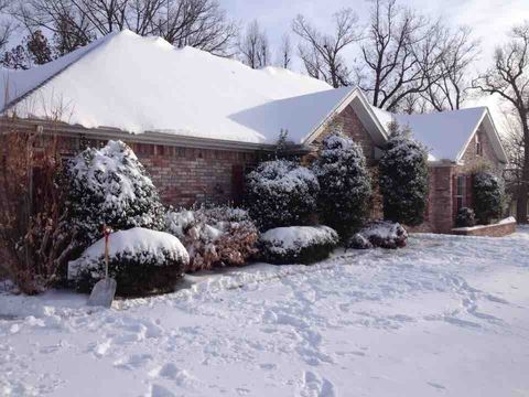 A rare beautiful snow storm, great day to relax with a good book by the fireplace.