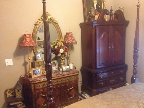 West Bedroom 2