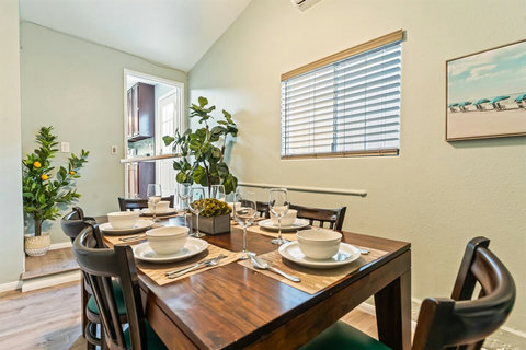 Dining for Six The dining area comfortably seats six, just steps from the kitchen. Note: there are a few steps down into this cozy space.