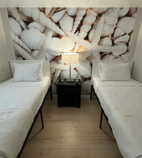 Ground floor two-twins bedroom