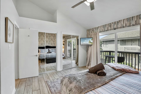 Second King Bedroom - steps to the Third Floor