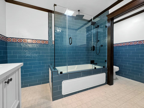 Ground floor ensuite bathroom
