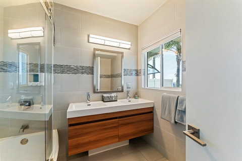 Main Full Bathroom off Living Room Easily accessible from the main living space, this full bath has everything you need to refresh and recharge.