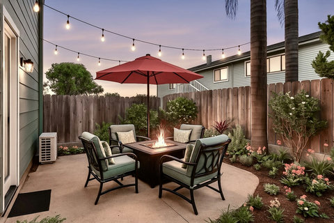 Spend the evening enjoying time with family at the firepit in the fenced back patio. Gas grill and wine glasses provided! 