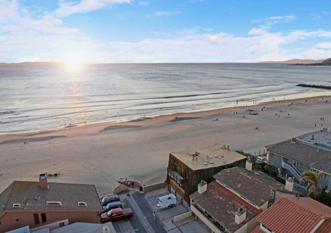 Bird's eye view of the location of the townhouses, just one house from the sand.