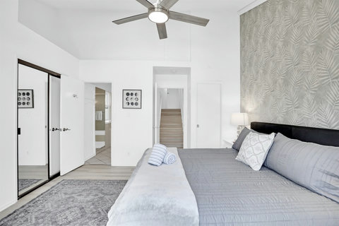 Second Floor King with Ensuite