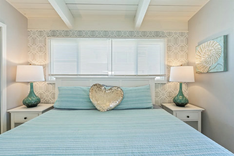 Second King Bedroom The second king bedroom provides the ultimate comfort, with crisp linens, a Smart TV, and plenty of natural light to start your day refreshed.