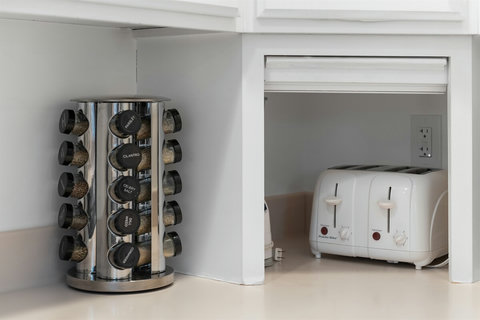 Fully equipped kitchen with modern appliances and everything you need.