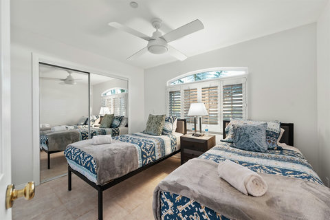 Comfortable twin bedroom, perfect for kids or extra guests.