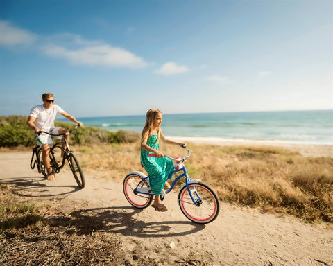 San Buenaventura State Park is a block away. Perfect place to do morning walks or rent some bikes for riding with the family,