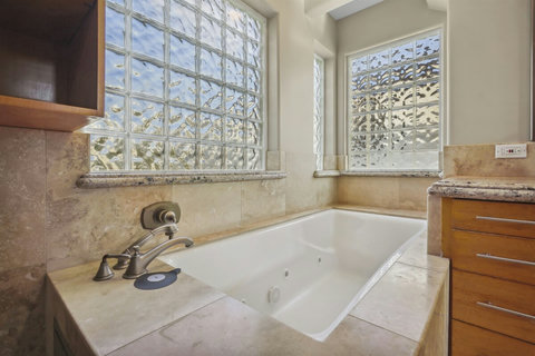 After a long day at the beach, unwind in the deep soaking tub and grab your Flewd bath salt.