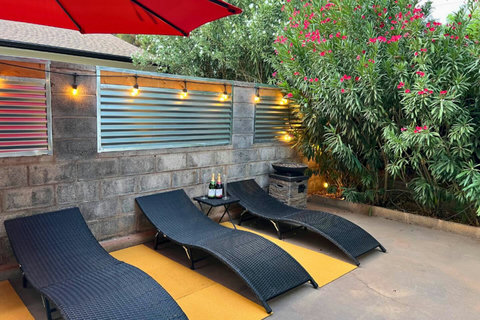 ★ "The place is beautiful - especially the backyard. Super dog friendly."