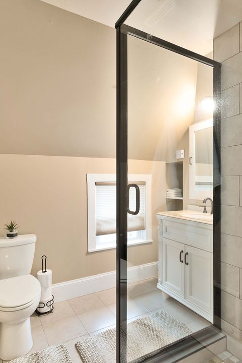 2nd Bathroom Located 2nd Floor
