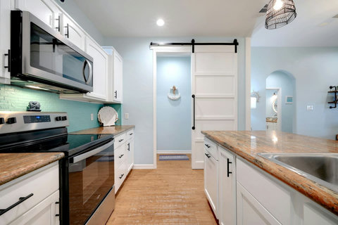 Plenty of counter space for cooking family meals
