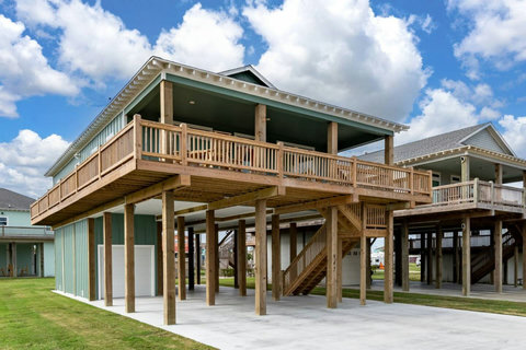Covered deck on the upper level