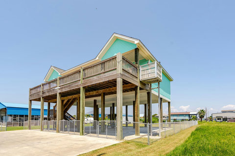 Stairs up to the deck