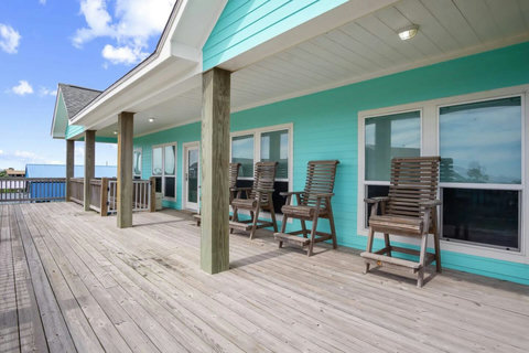 Covered deck with tall deck chairs