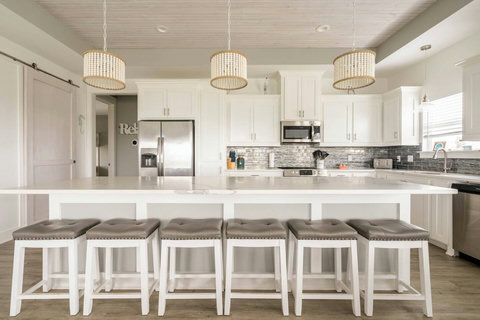 Island with seating for six