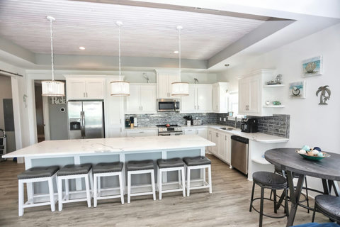 Quartz island with seating for six
