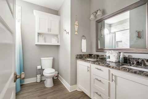 Hall bath with a double vanity