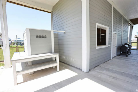 Outdoor shower and bench