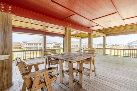 Deck seating with a breeze