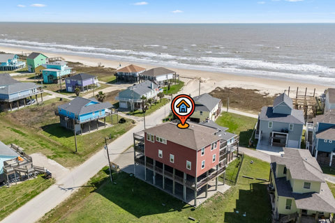 Aerial view: a block from the sand