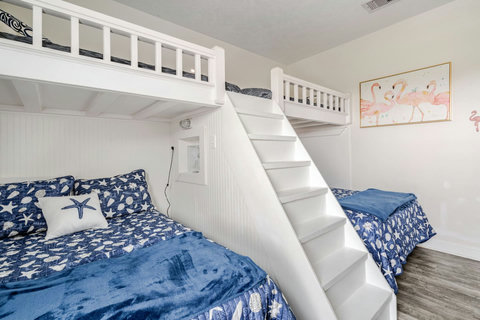 Stairs up to the top bunks