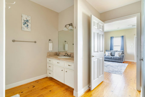 Private bath next to the king bedroom