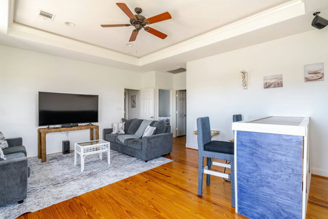 Second living room with a game table