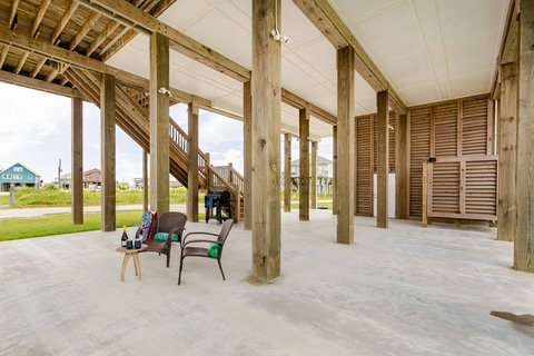 Shaded patio under the house