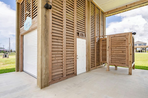 Outdoor shower to rinse off the sand