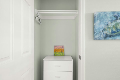 Bunk room closet and dresser