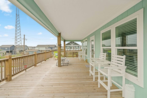Covered deck with bar-height chairs